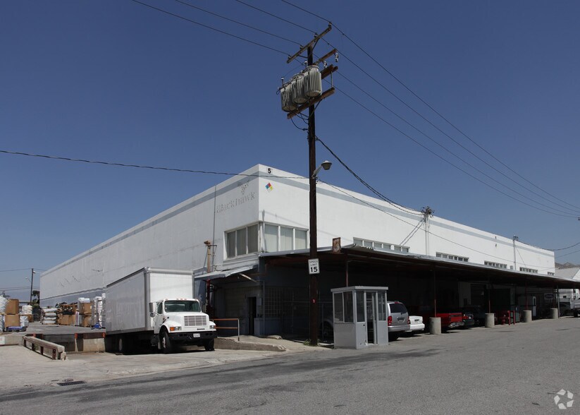 More Photos Of 3016 Kansas Ave, Riverside Unknown For Lease