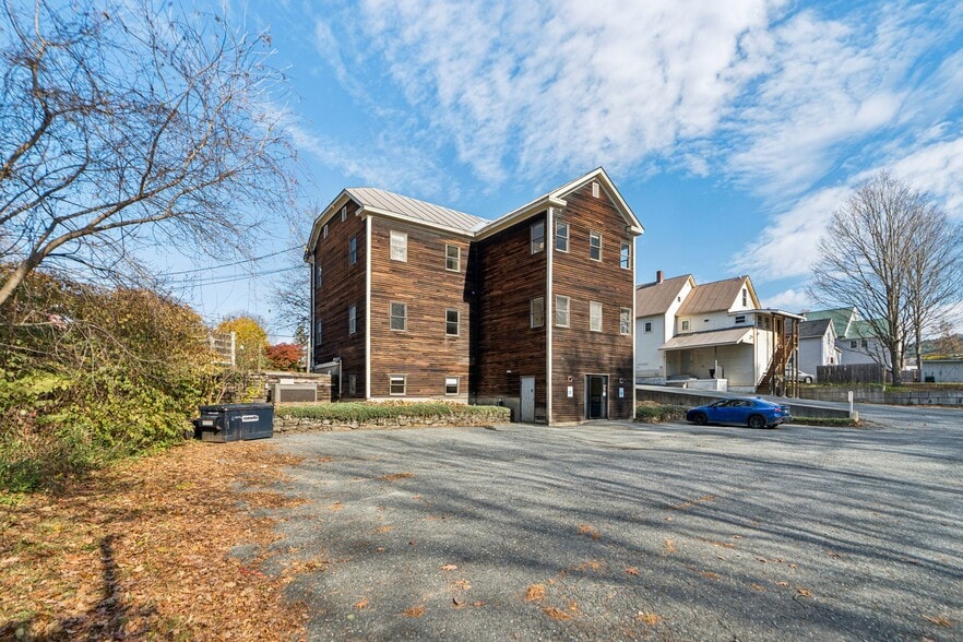 More Photos Of 61 Depot St, White River Junction Office For Sale