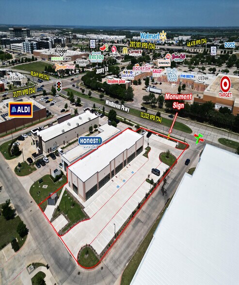 More Photos Of 4760 Windhaven Pky, Lewisville Restaurant For Lease