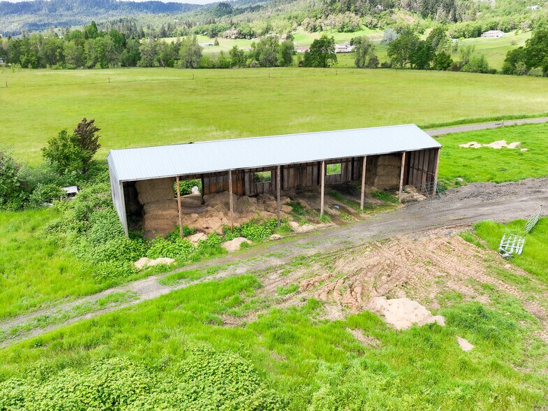 More Photos Of 5961 Lookingglass Rd, Roseburg Land For Sale