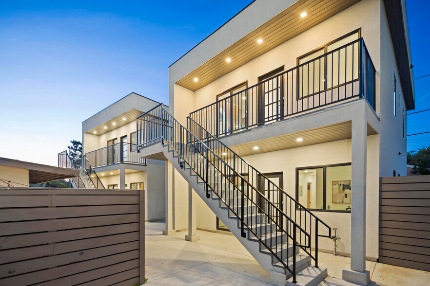 Primary Photo Of 3582 Hatteras Ave, San Diego Apartments For Sale