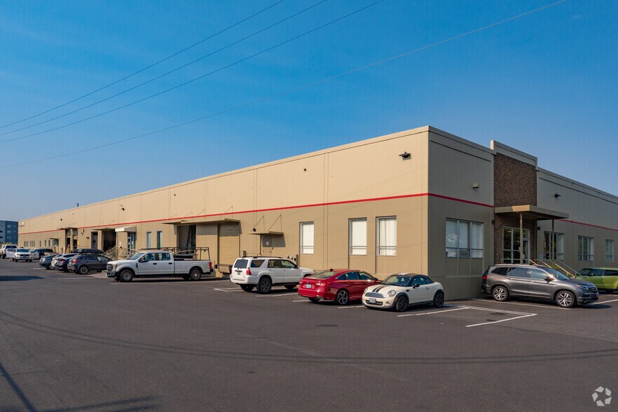 More Photos Of 920 NE 58th St, Portland Unknown For Lease