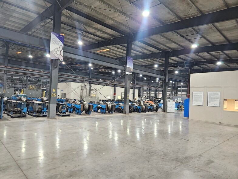 More Photos Of 8200 Frazier Pike, Little Rock Manufacturing For Sale