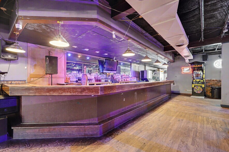 More Photos Of 244 N Water St, Kent Bar For Sale