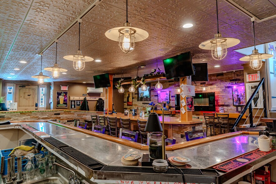 More Photos Of 315 E Seneca St, Manlius General Retail For Sale