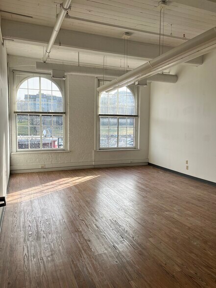 More Photos Of 514 Fulton St, Troy Loft Creative Space For Lease