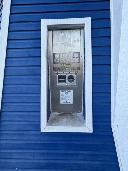 More Photos Of 3703 Tyrone Blvd N, Saint Petersburg Auto Repair For Sale