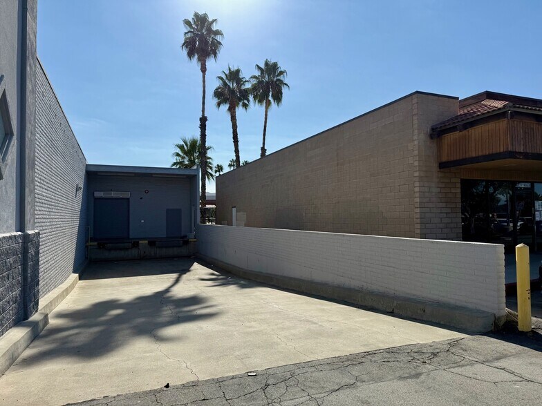 More Photos Of 27350 Sun City Blvd, Menifee Drugstore For Lease