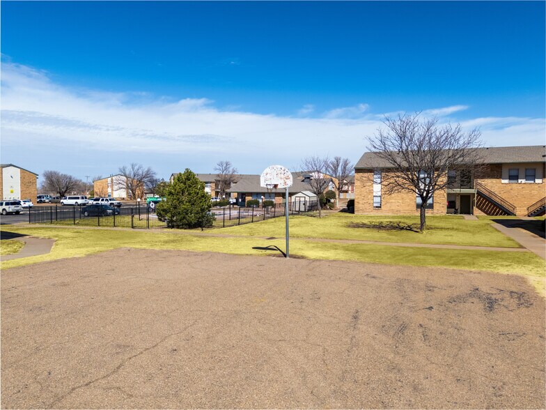 More Photos Of 2601 N Grand St, Amarillo Apartments For Sale