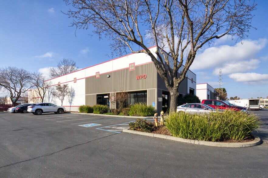 More Photos Of ,  Unknown For Sale