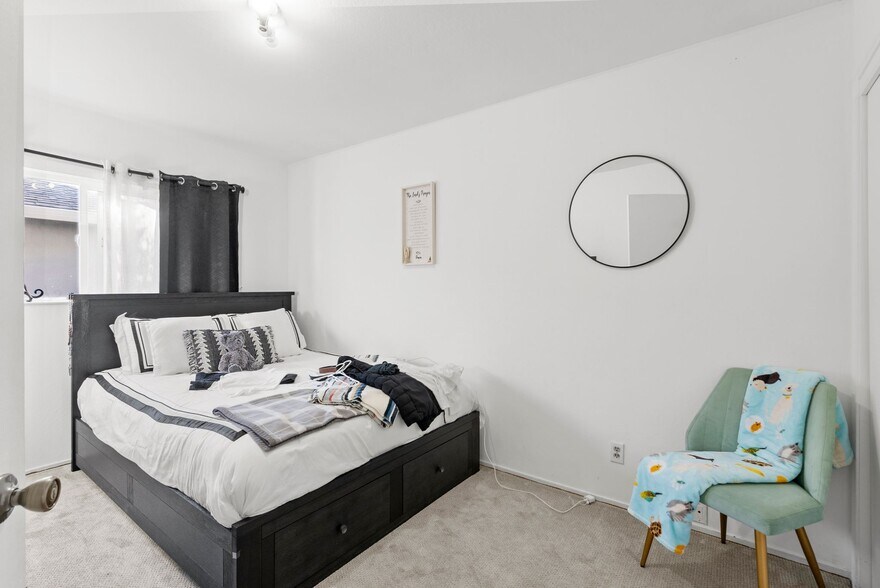 More Photos Of 470 Willow Ave, Half Moon Bay Apartments For Sale