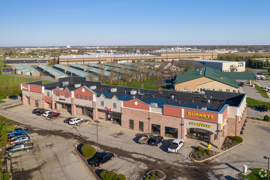 More Photos Of 1001-1081 E 151st St, Olathe Unknown For Lease