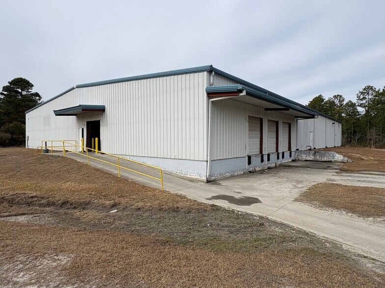 More Photos Of 11375 US-701 Hwy, Elizabethtown Refrigeration Cold Storage For Sale