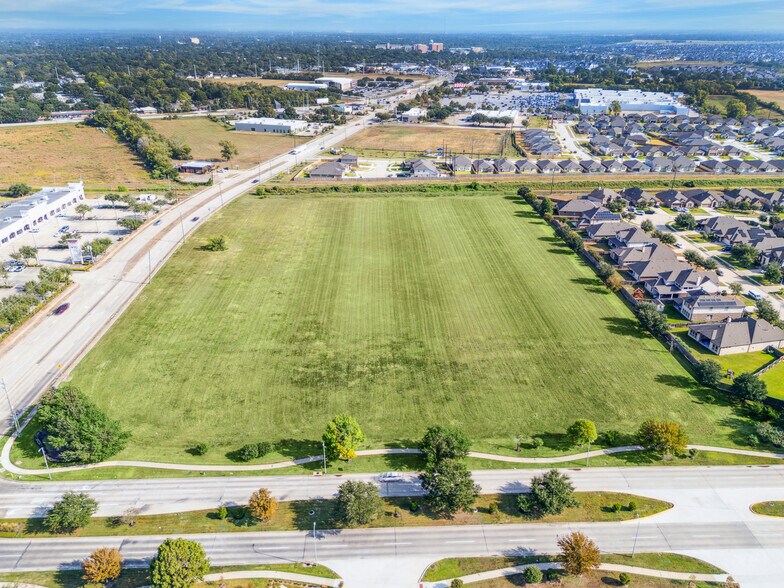 More Photos Of BF Terry Blvd & Town Center Blvd, Rosenberg Land For Sale