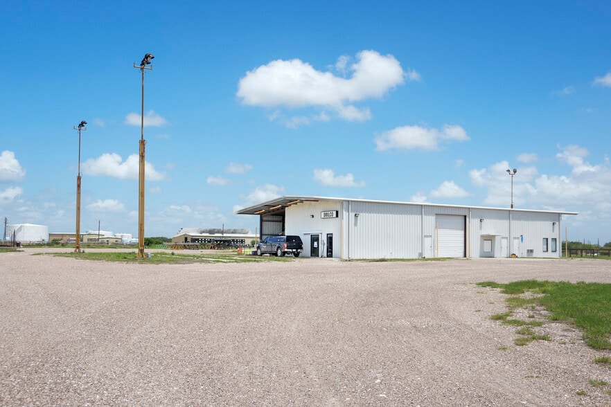 More Photos Of 4127 County Road 34, Robstown Warehouse For Sale