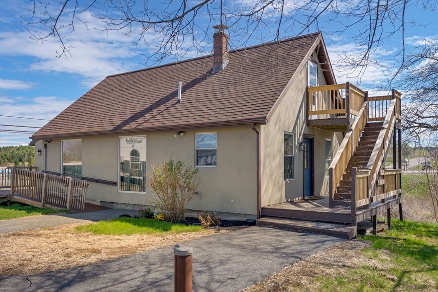 More Photos Of 2386 N Belfast Ave, Augusta Office For Sale