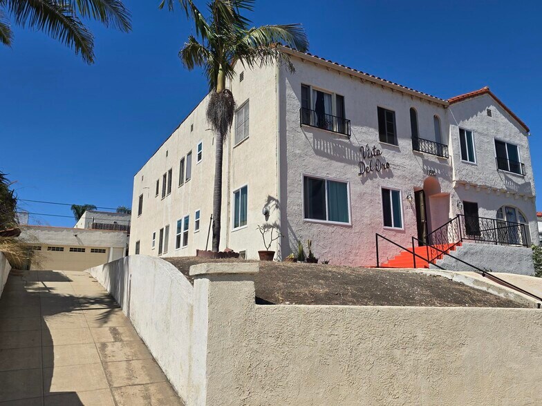 More Photos Of 1352 W 10th St, San Pedro Apartments For Sale