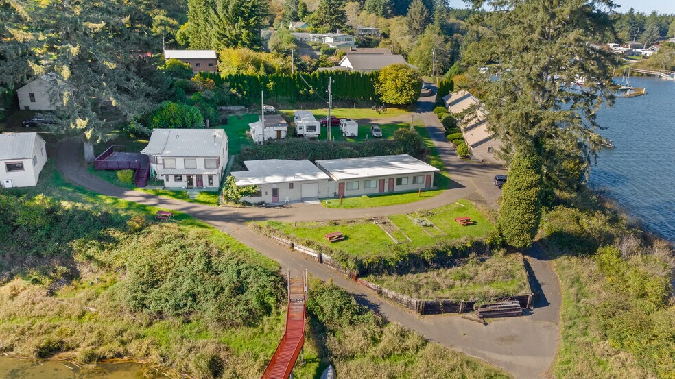 More Photos Of 4484 Fish Mill, Westlake Hotel For Sale