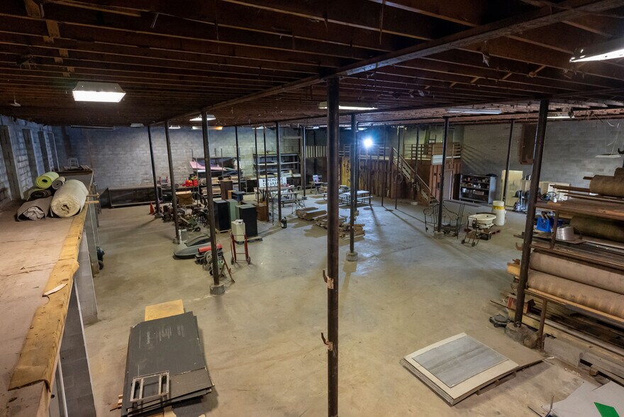 More Photos Of 1429 New Butler Rd, New Castle Loft Creative Space For Lease