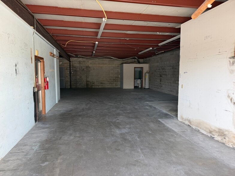 More Photos Of 1706 N Magnolia Ave, Ocala Storefront For Sale