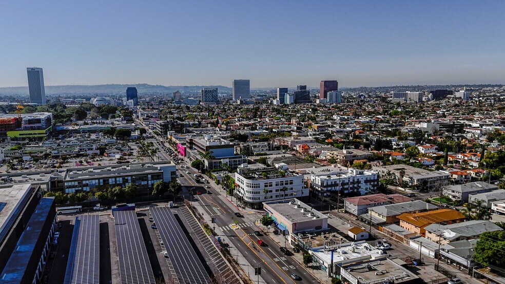 More Photos Of 109-111 N Fairfax Ave, Los Angeles Storefront For Sale