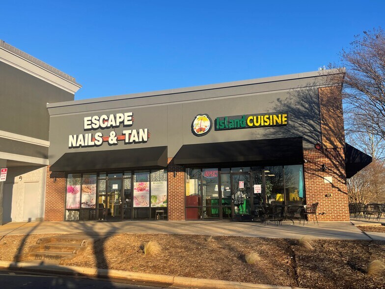 More Photos Of 5342-5400 Prosperity Church Rd, Charlotte Unknown For Lease