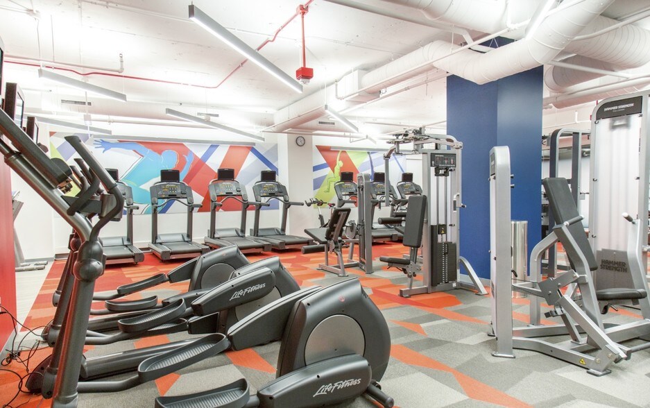 More Photos Of 2 N LaSalle St, Chicago Office For Lease