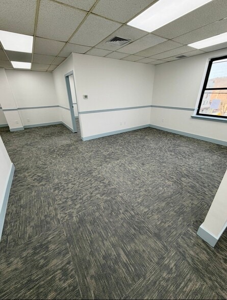 More Photos Of 71 Valley St, South Orange Medical For Sale
