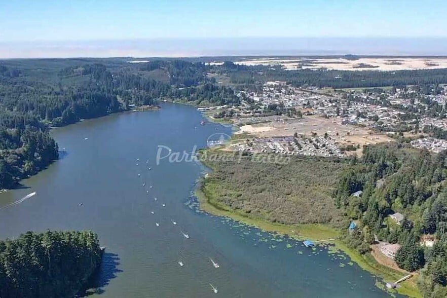 More Photos Of 1505 N Lake Rd, Lakeside Trailer Camper Park For Sale