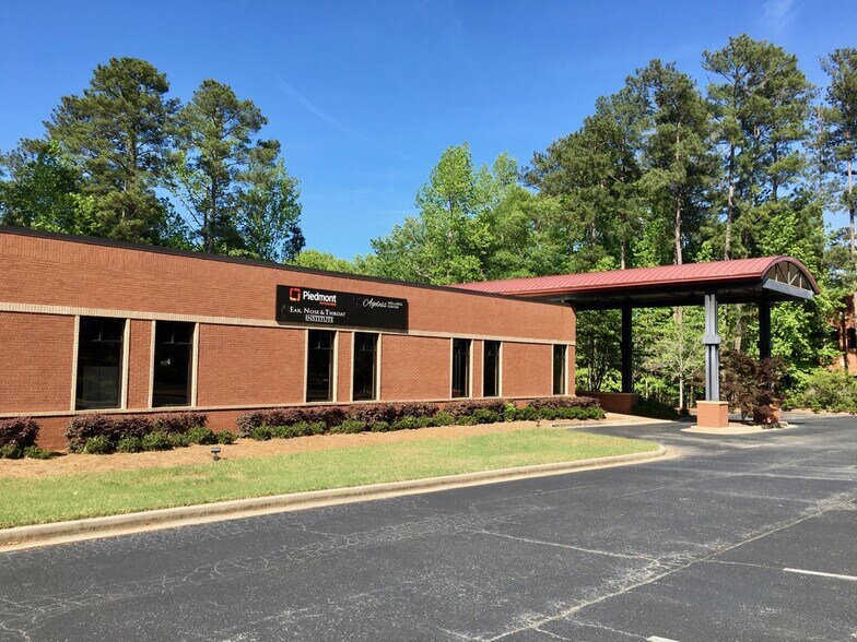 Primary Photo Of 1000 Commerce Dr, Peachtree City Medical For Lease
