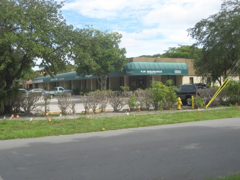More Photos Of 2500 N Powerline Rd, Pompano Beach Industrial For Lease