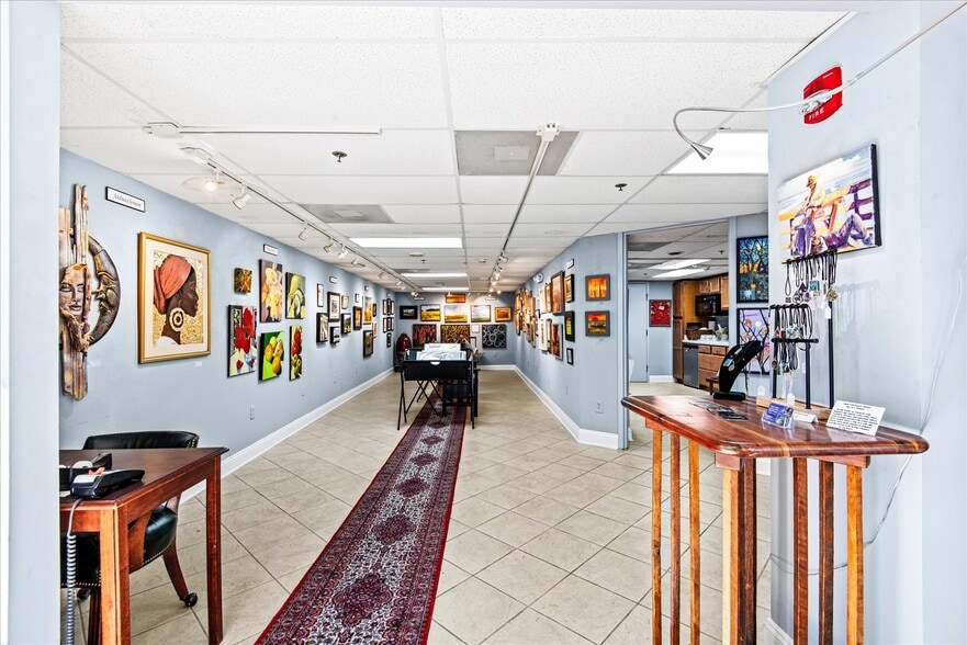 More Photos Of 100 Taylor St, Colonial Beach Storefront Retail Office For Sale