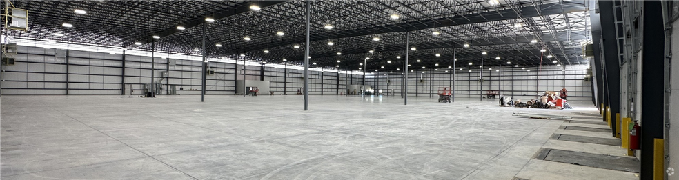 More Photos Of 3130 Hankins Rd, Republic Warehouse For Lease