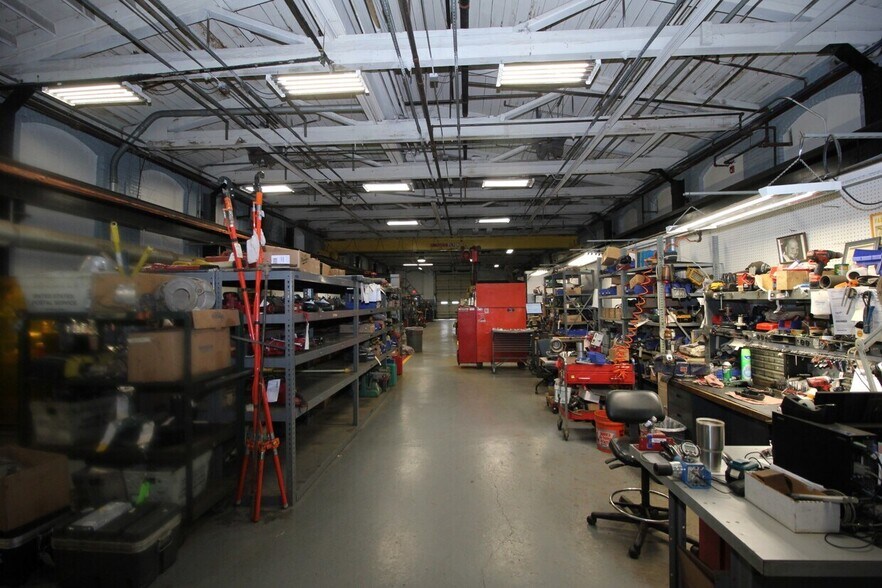 More Photos Of 3500 Bleachery Ave, New Hartford Warehouse For Sale