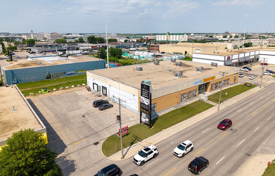 More Photos Of 1170 St James St, Winnipeg Storefront Retail Office For Lease