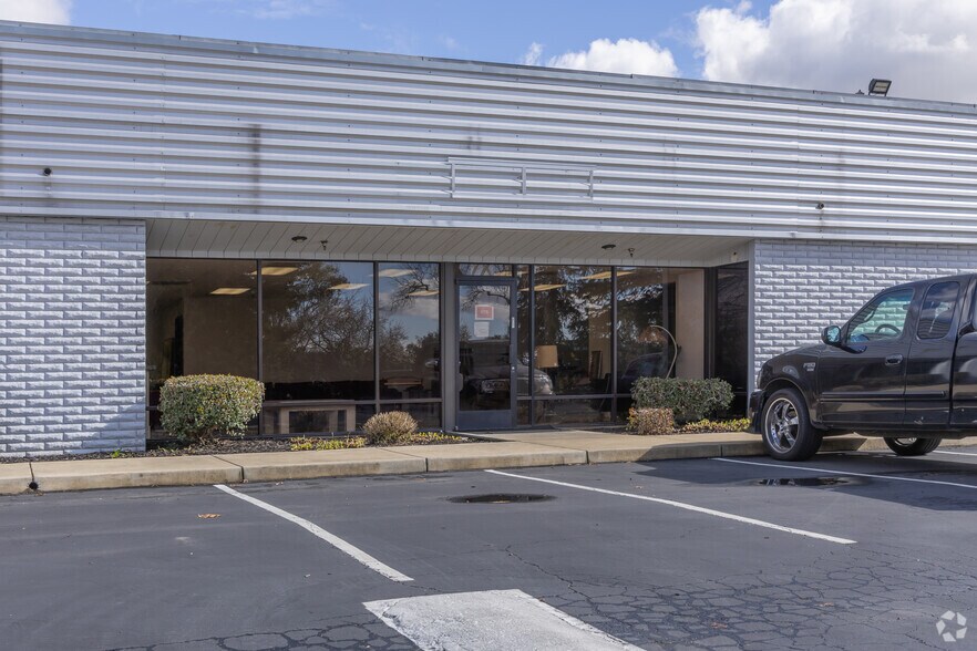 More Photos Of 3129 Fite Cir, Sacramento Manufacturing For Lease