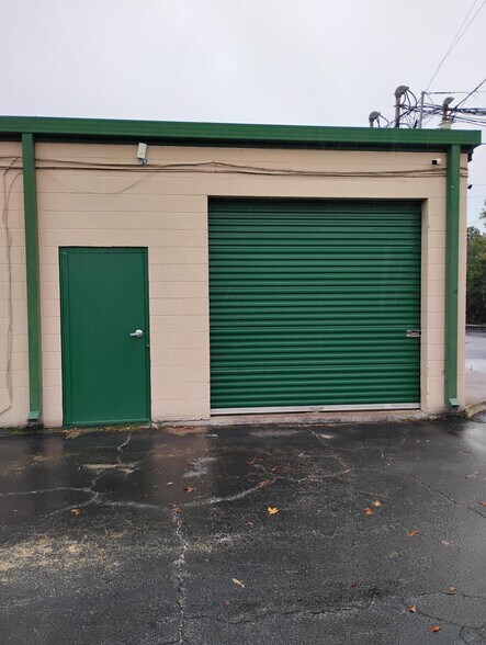 Primary Photo Of 111 Tibet Ave, Savannah Self Storage For Lease