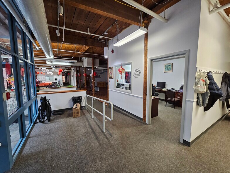 More Photos Of 20 Linden St, Allston Office For Lease