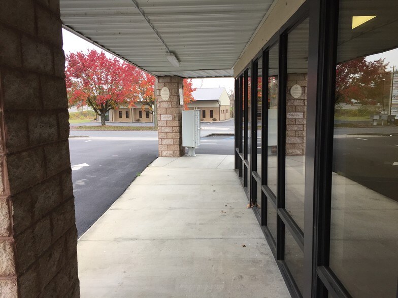 More Photos Of 935 Wilcox Ct, Kingsport Unknown For Lease