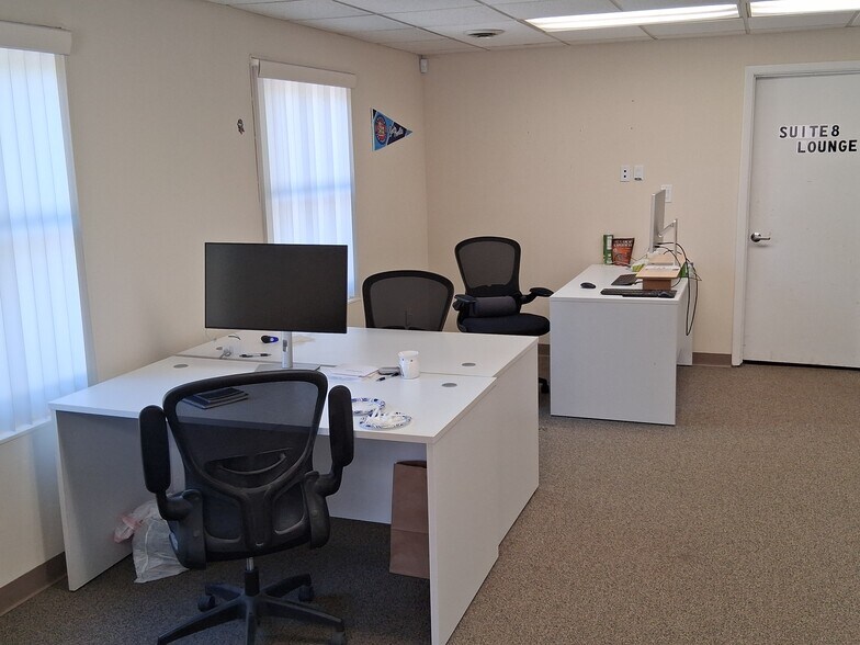 More Photos Of 875 Hopkins Rd, Buffalo Office For Lease