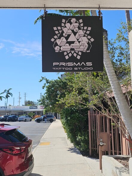 More Photos Of 3045 N Federal Hwy, Fort Lauderdale Storefront Retail Office For Lease