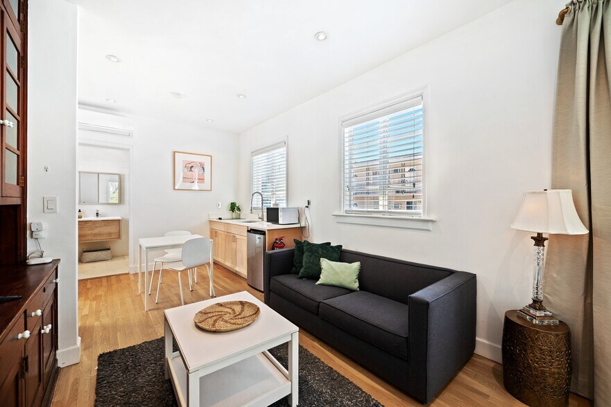More Photos Of 36 Phoenetia Ave, Coral Gables Apartments For Sale