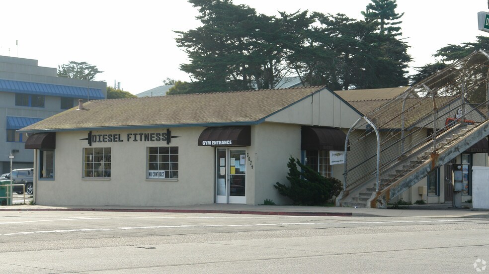 More Photos Of 3074 Del Monte Blvd, Marina Storefront Retail Office For Sale