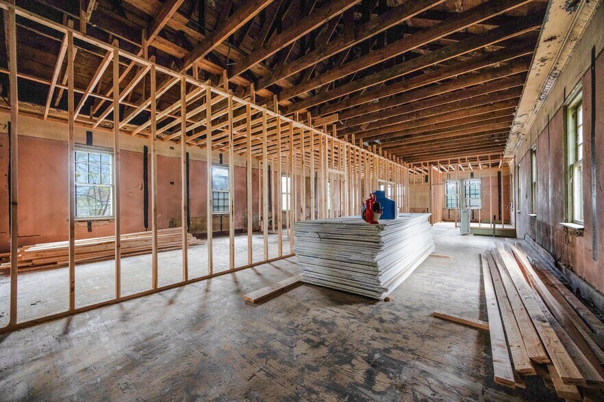 More Photos Of 640 N Broad St, Woodbury Police Fire Station For Sale