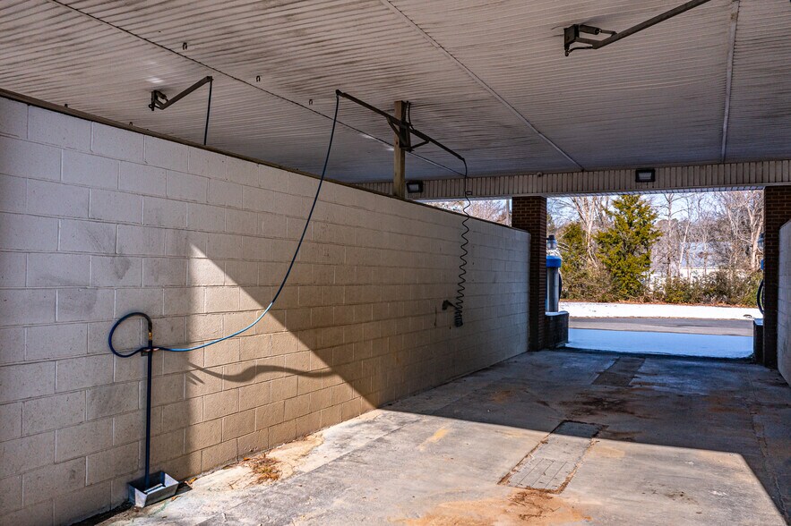 More Photos Of 10893 Buckley Hall Rd, Mathews Carwash For Sale