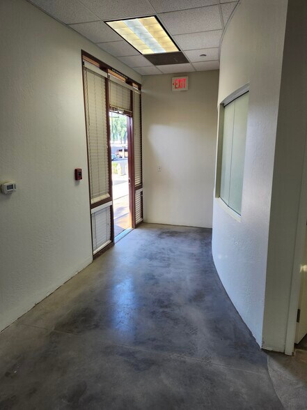 More Photos Of 1830 S Alma School Rd, Mesa Office For Lease
