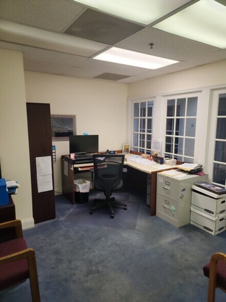 More Photos Of 1 Washington Blvd, Robbinsville Medical For Sale