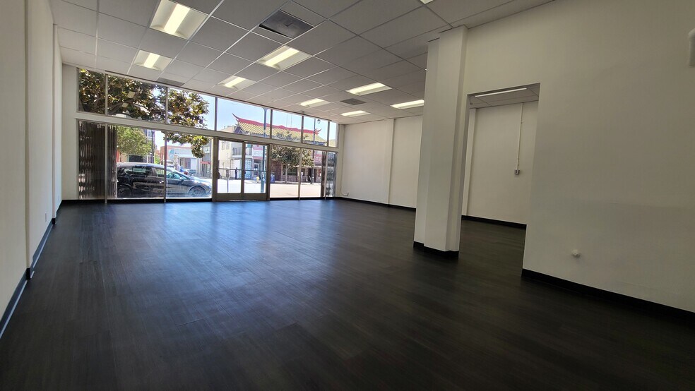 More Photos Of 969 N Hill St, Los Angeles Storefront For Lease
