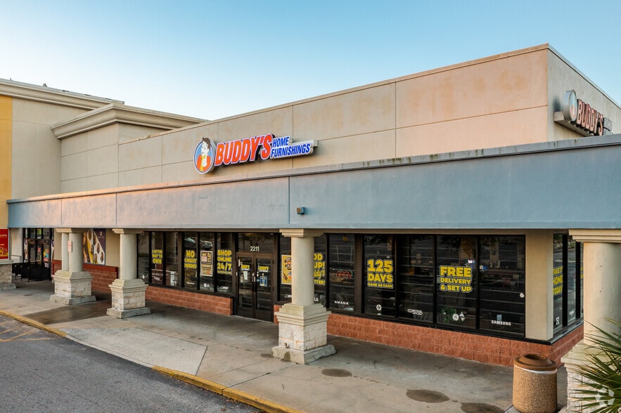 More Photos Of 2211-2329 E Hillsborough Ave, Tampa Unknown For Lease