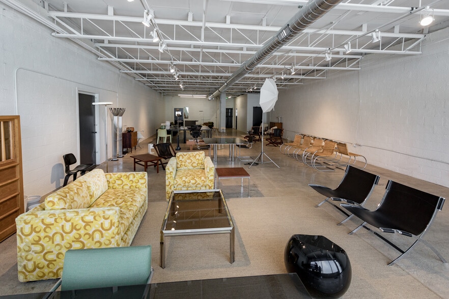 More Photos Of 4621 W Vernor Hwy, Detroit Storefront For Sale
